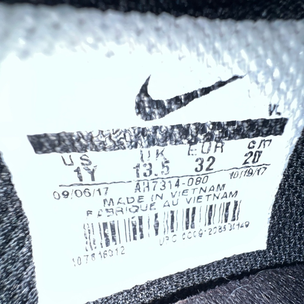 Nike Jr Magista Black/Grey/Orange/White Molded Soccer Cleats 1Y‎ EUC - Picture 8 of 8